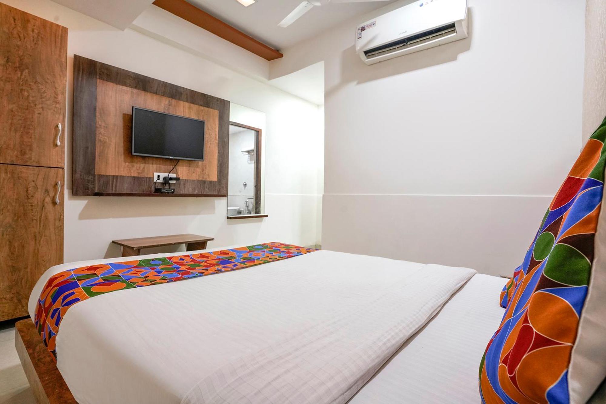Fabhotel Galaxy I Ahmedabad Exterior photo