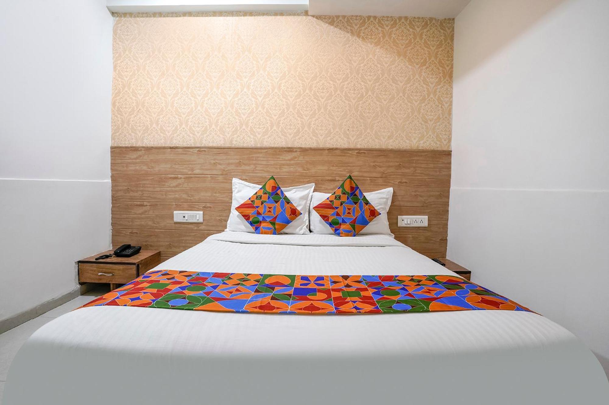 Fabhotel Galaxy I Ahmedabad Exterior photo