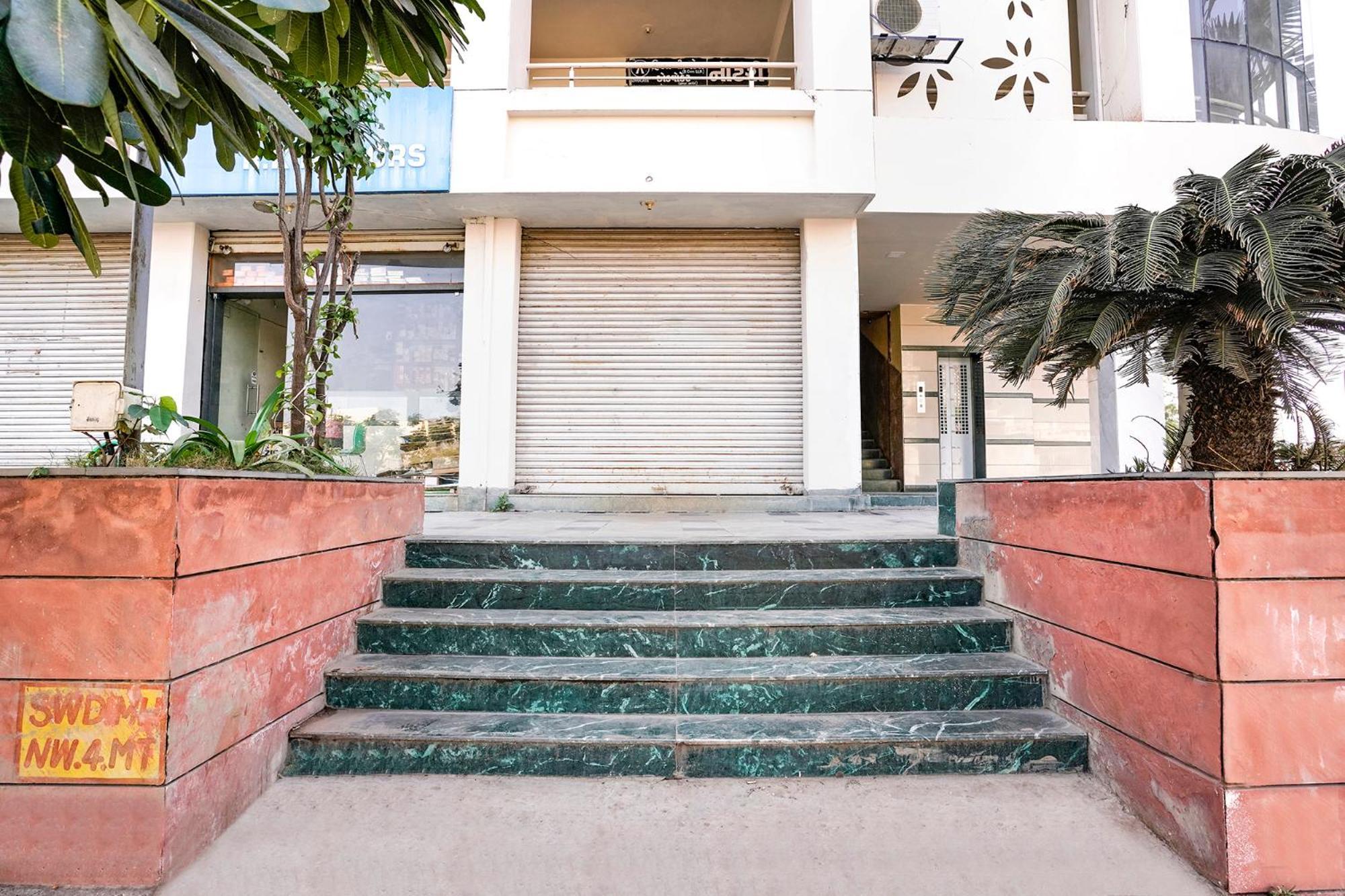 Fabhotel Galaxy I Ahmedabad Exterior photo